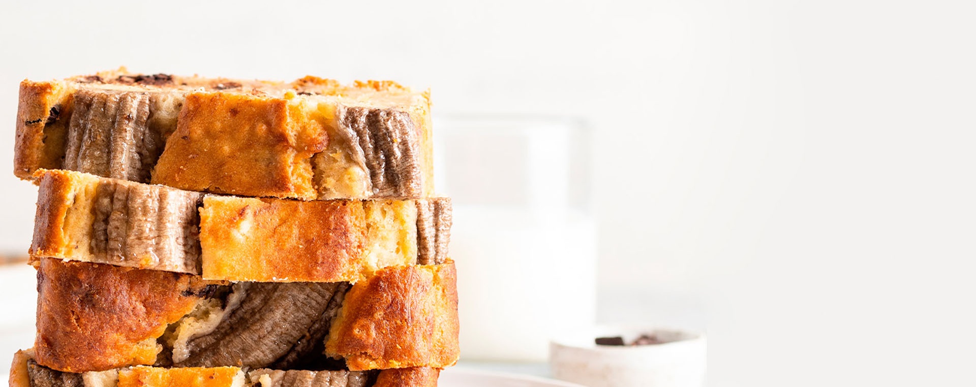 Banana Bread with Dark Chocolate Chips | La Española