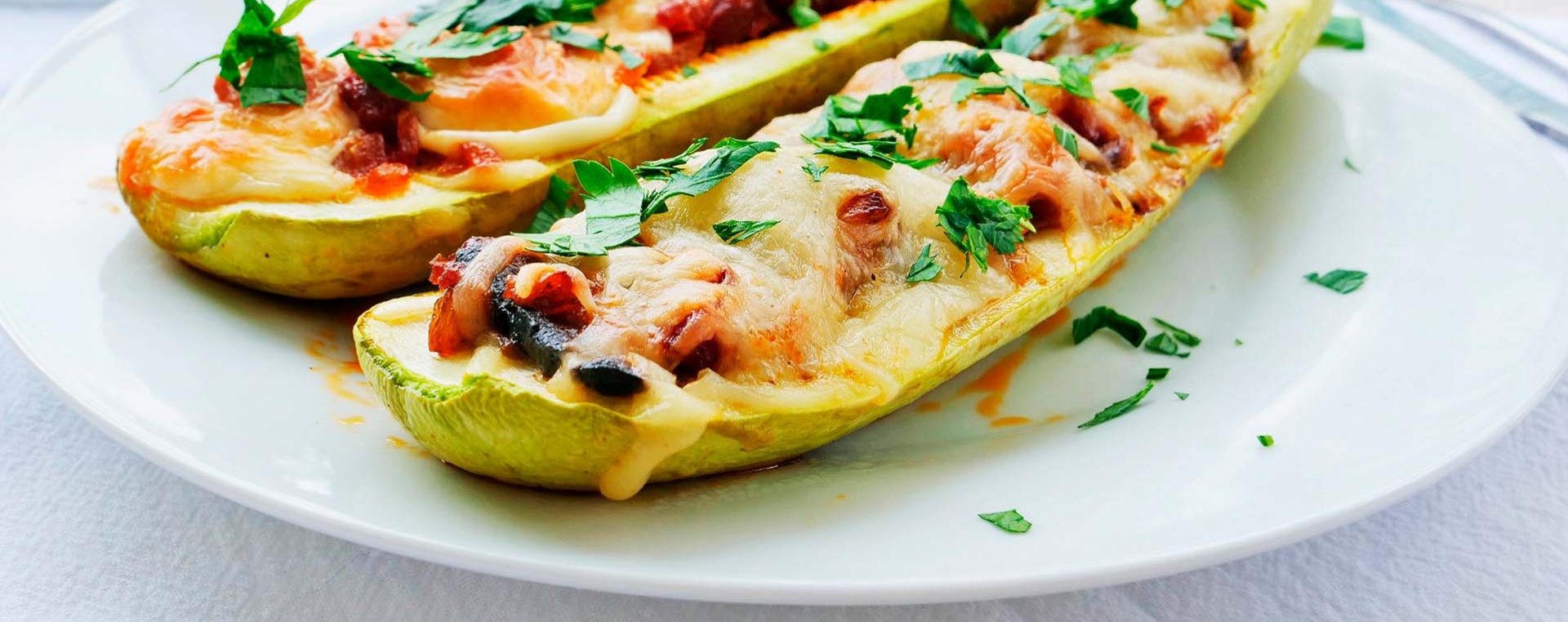 Baked Stuffed Zucchini with Meat and Olive Oil | Healthy Recipe
